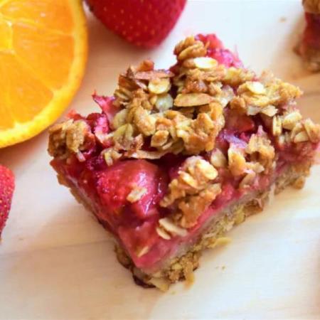 Strawberry-Orange Oatmeal Bars